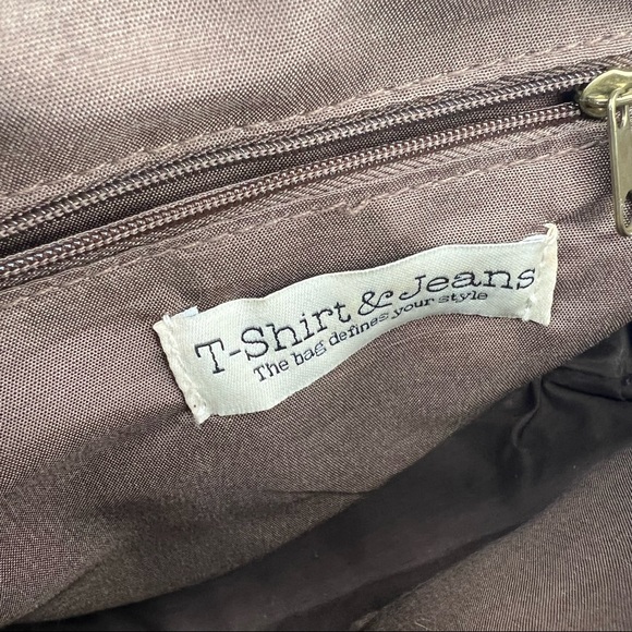 Crossbody purse $5 add-on or regular listing alone - Picture 4 of 6